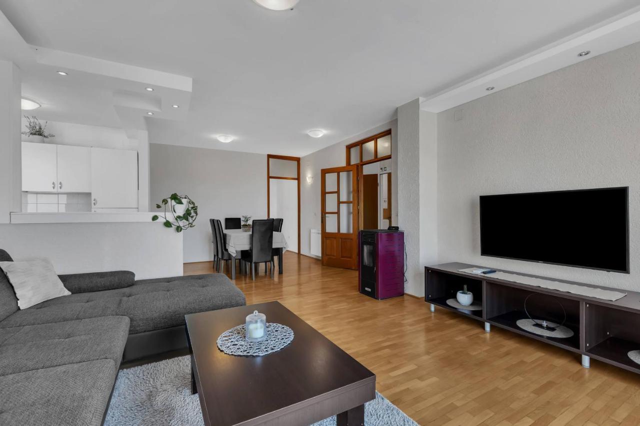 Urban Apartment มาคาร์สกา ภายนอก รูปภาพ