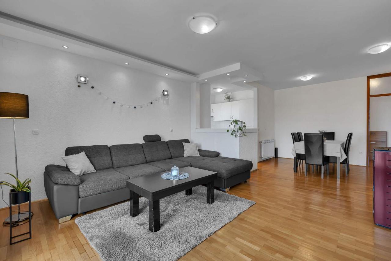 Urban Apartment มาคาร์สกา ภายนอก รูปภาพ